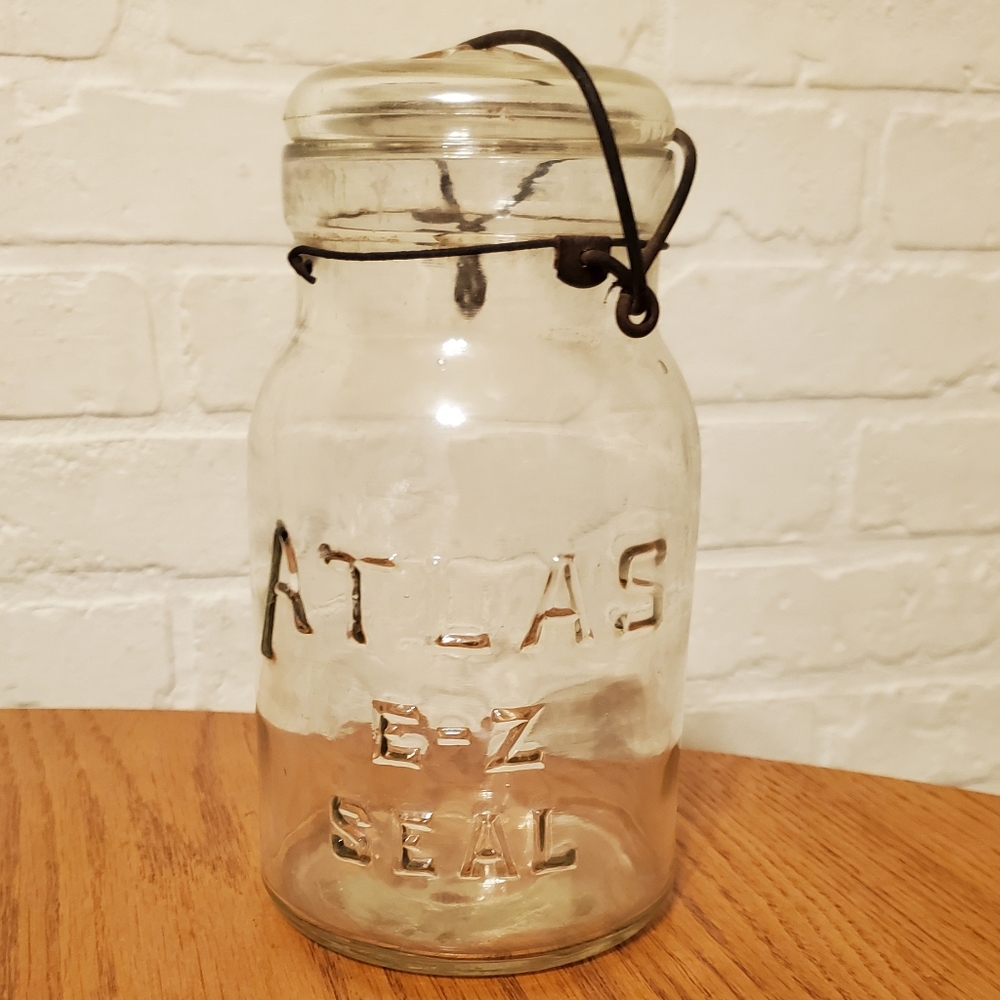 VTG Atlas Ez Seal Wire Bail Glass Lid Mason Jar